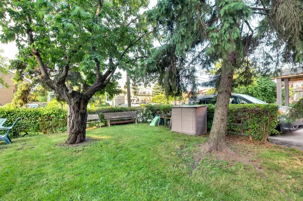 241 Pannahill RD, Toronto C06, ON M3H 4N9