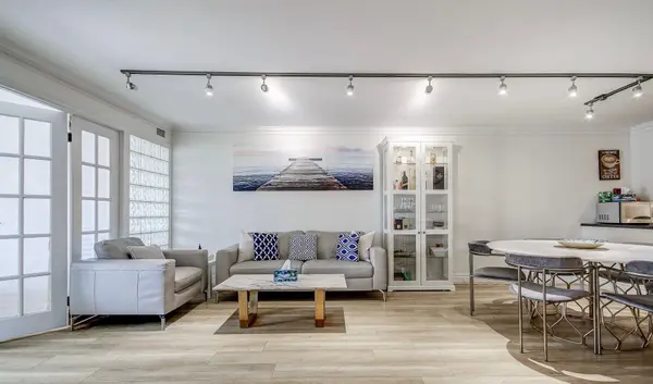 25 The Esplanade N/A #1115, Toronto C08, ON M5E 1W5