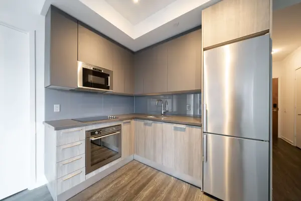 25 Selby ST #2210, Toronto C08, ON M4Y 0E6