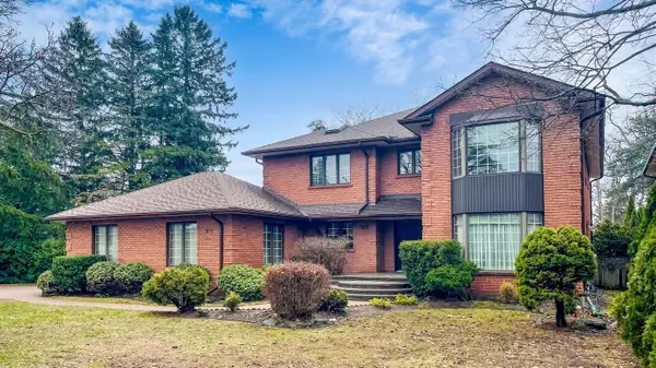 1127 OSHAWA BLVD N, Oshawa, ON L1G 5W2