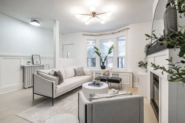 216 Parkmount RD, Toronto E01, ON M4J 4V6