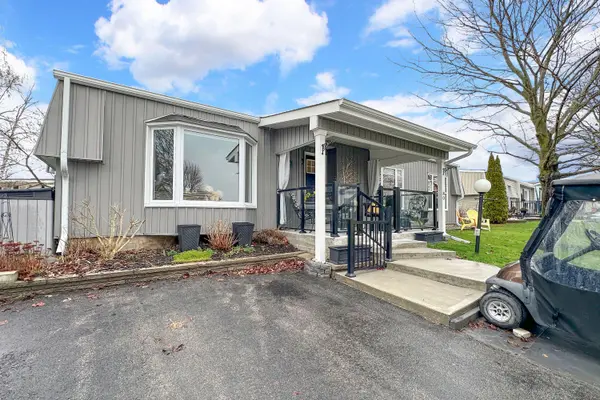 80 Bluffs RD, Clarington, ON L1B 1A6