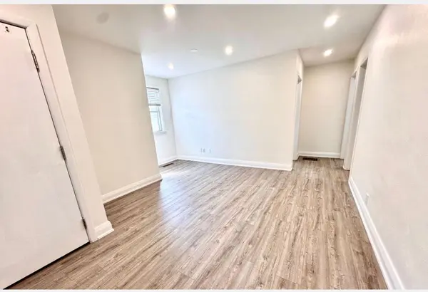 119 Earlton RD #Main, Toronto E05, ON M1T 2R8