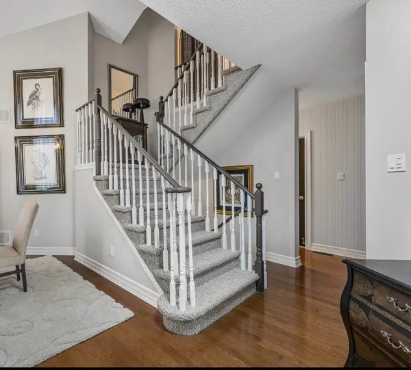 1 Fortuna CIR, New Tecumseth, ON L9R 1Z3