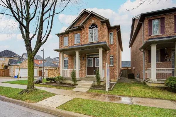 13 Maryterance CT, Markham, ON L6B 0B1