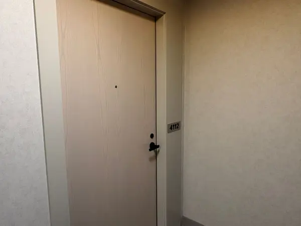 8 Interchange WAY #4112, Vaughan, ON L4K 5Z7