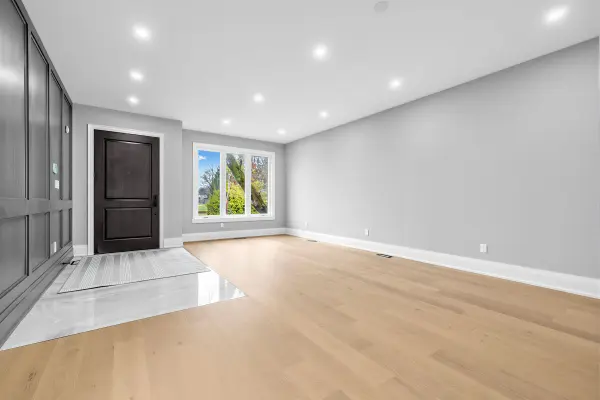 225 Sunnybrae AVE, Innisfil, ON L9S 1K4