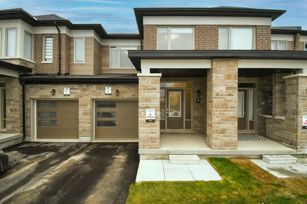 30 Valleybrook RD, Barrie, ON L9J 0L4