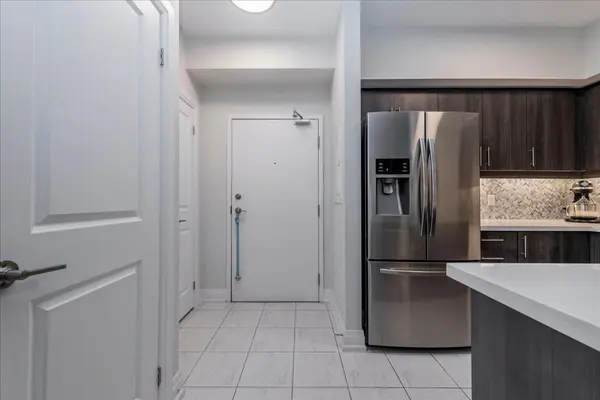 300 Essa RD #407, Barrie, ON L9J 0B9