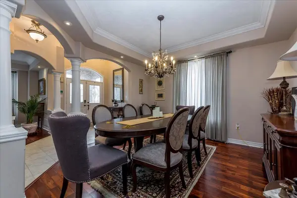 30 Birkhall PL N, Barrie, ON L4N 0K6