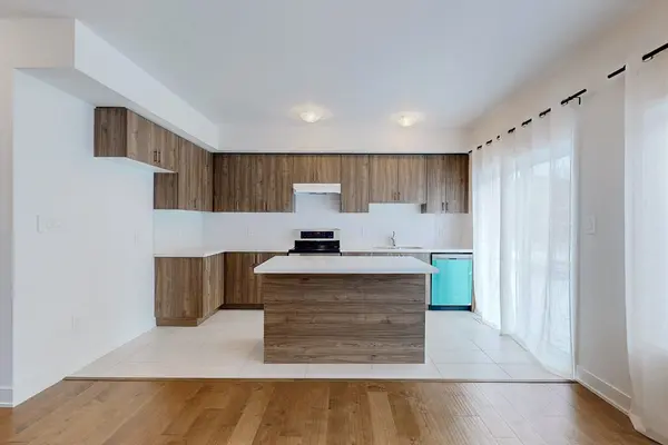 42 Westwood AVE, Barrie, ON L9J 0M6