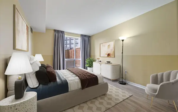 101 Subway CRES #102, Toronto W08, ON M9B 6K4