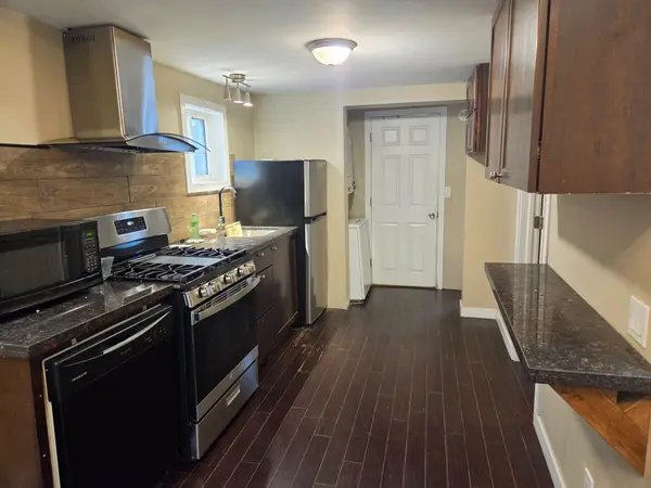 44 Beechwood AVE #Main, Toronto W03, ON M6N 4T1