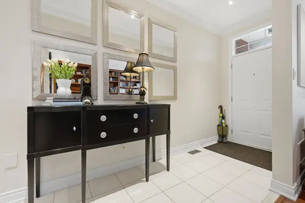 24 Wesleyan ST, Halton Hills, ON L7G 2E1