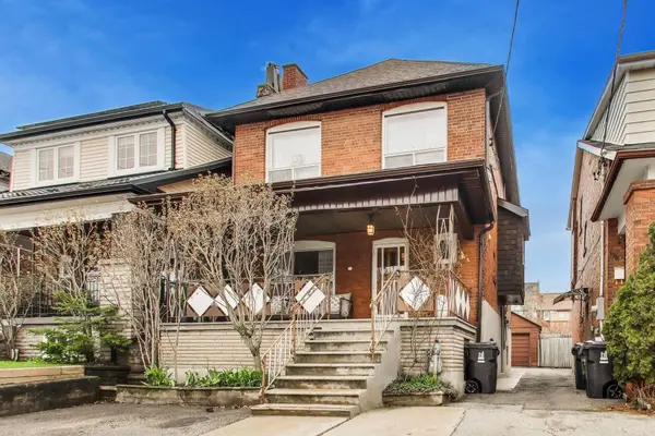 192 Westmount AVE, Toronto W03, ON M6E 3M8