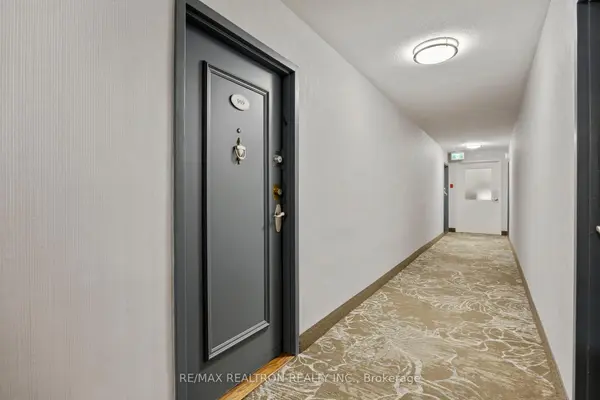 155 Marlee AVE #909, Toronto W04, ON M6B 4B5