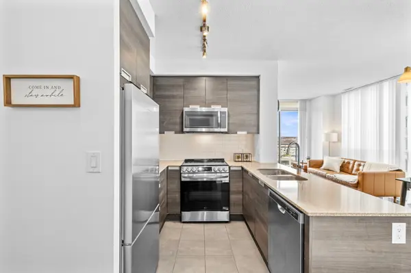 5025 Four Springs AVE #509, Mississauga, ON L5R 0G5