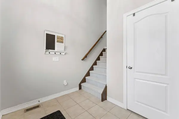 13 Icefall RD W, Caledon, ON L7C 3T7