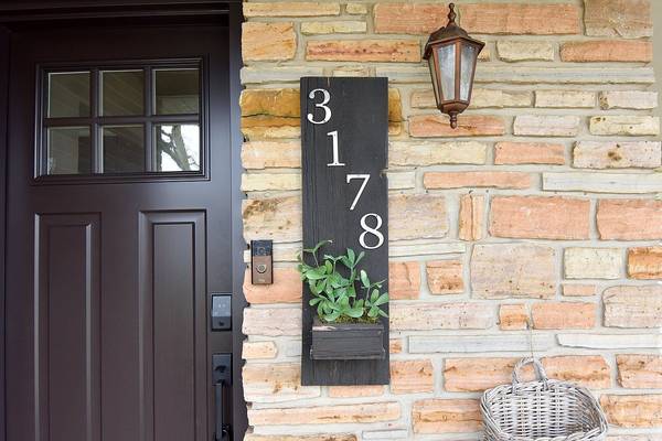 3178 Heathfield DR, Burlington, ON L7M 1C9