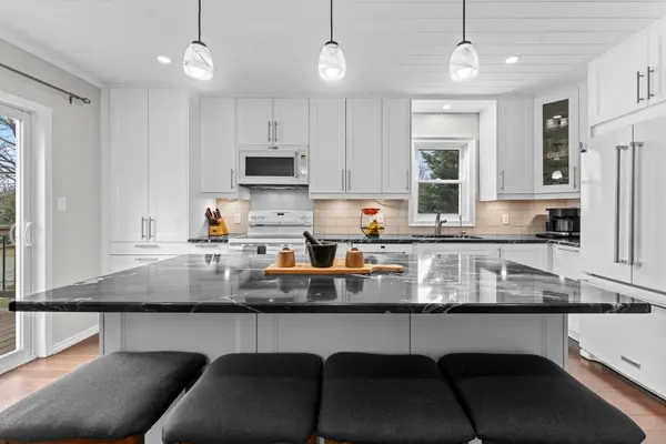 112 Mary AVE, Georgian Bluffs, ON N4K 5N5