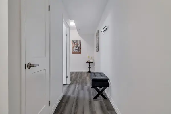 108 Garment ST #201, Kitchener, ON N2G 0E2