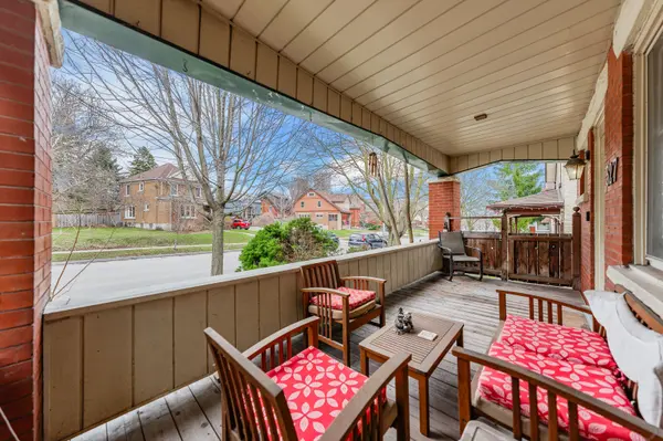 327 Park ST, Kitchener, ON N2G 1N2