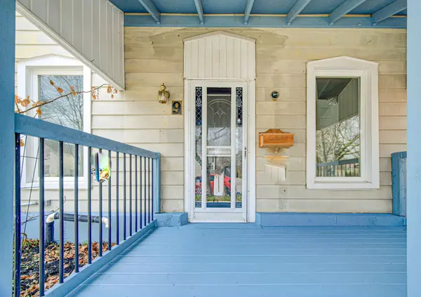 9 Superior ST, Brantford, ON N3S 2J9