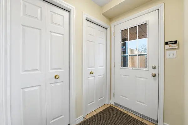 87 Ralgreen CRES, Waterloo, ON N2M 1V1