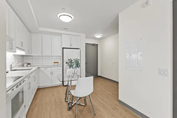 5 Baker ST #311, Thorold, ON L2V 0J5