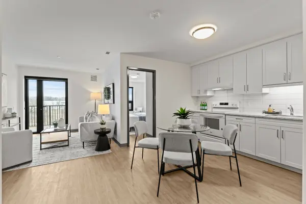 5 Baker ST #305, Thorold, ON L2V 0J5