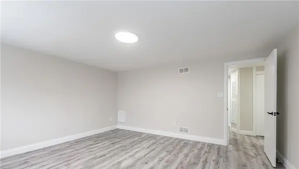 51 Paulander DR #95, Kitchener, ON N2M 5E5