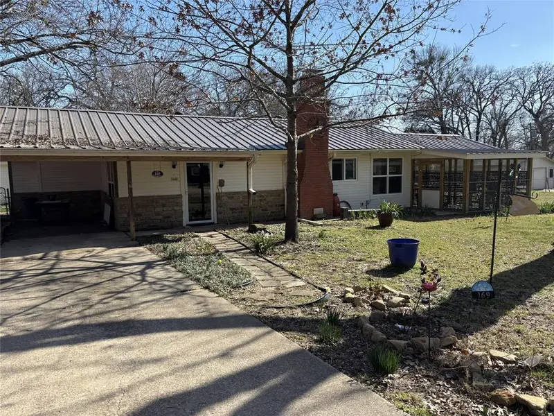 169 Littlefield Drive, East Tawakoni, TX 75472