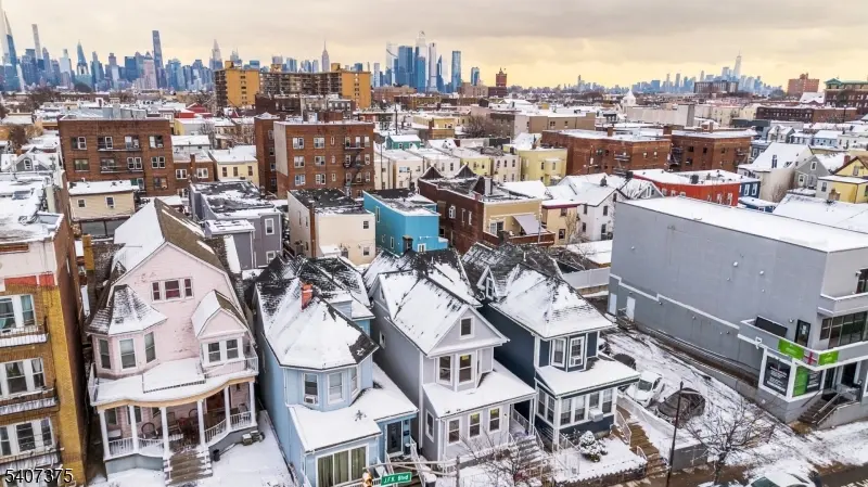 4530 Kennedy Blvd, Union City, NJ 07087