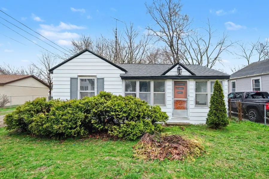 2484 Lincoln ST, Muskegon City, MI 49441