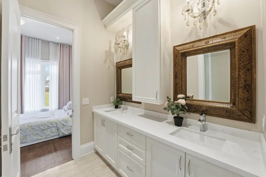 37 Greenan RD, Whitchurch-stouffville, ON L4A 3H7