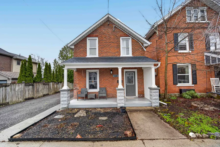 43 WARE ST, Peterborough, ON K9J 2B5