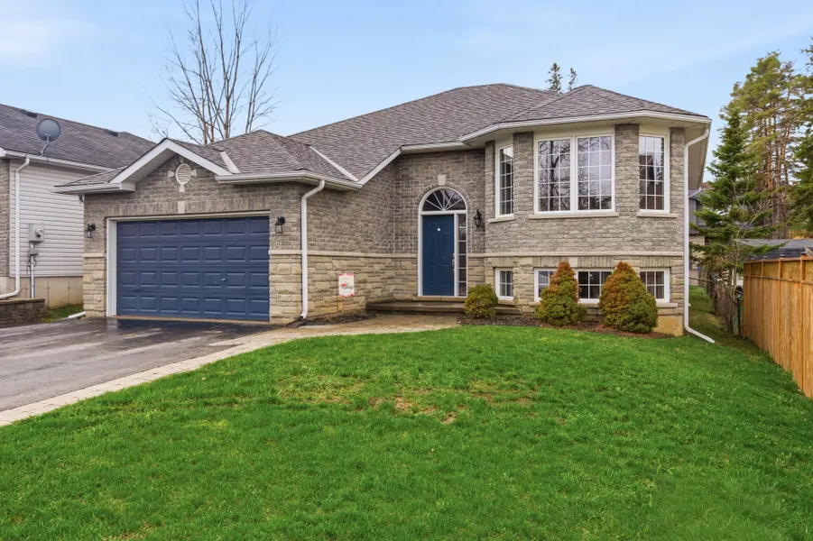 1 Kyle CT, Quinte West, ON K0K 2C0