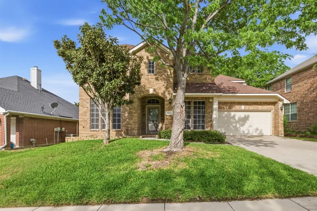 9021 Morning Meadow Drive, Fort Worth, TX 76244