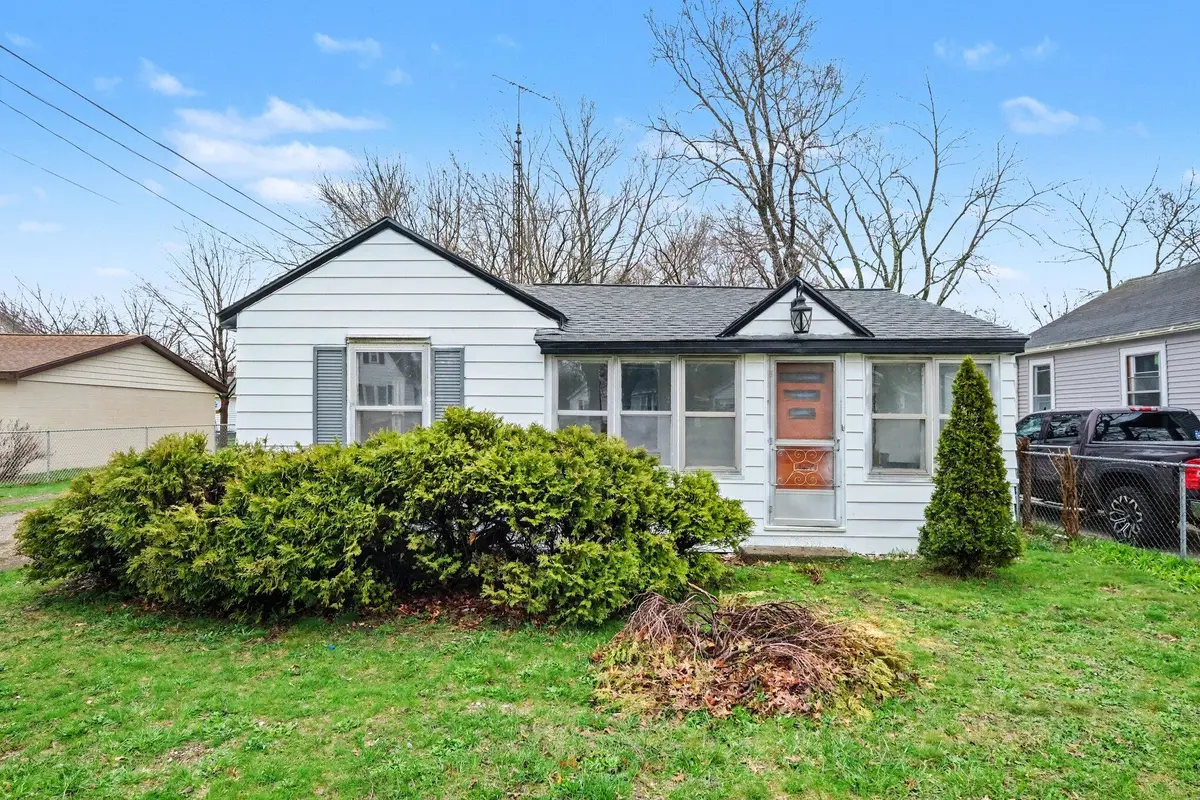 2484 Lincoln ST, Muskegon City, MI 49441