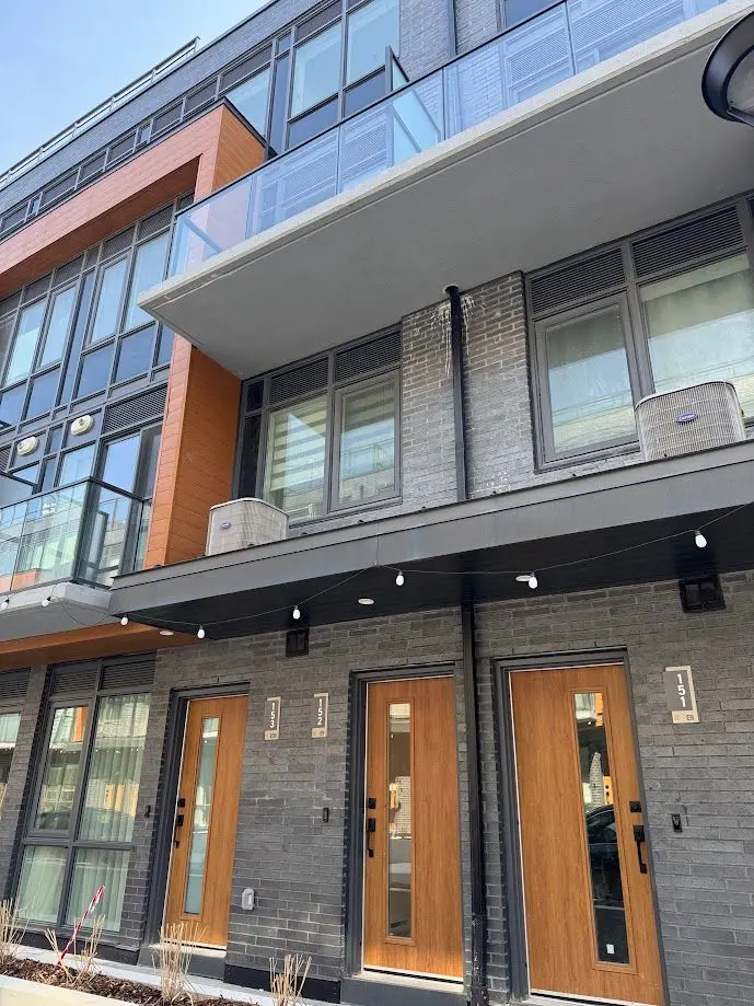 67 Curlew DR #152, Toronto C13, ON M3A 2P8