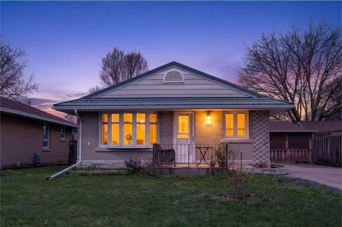 507 Philip CRES, Cambridge, ON N3H 2R4