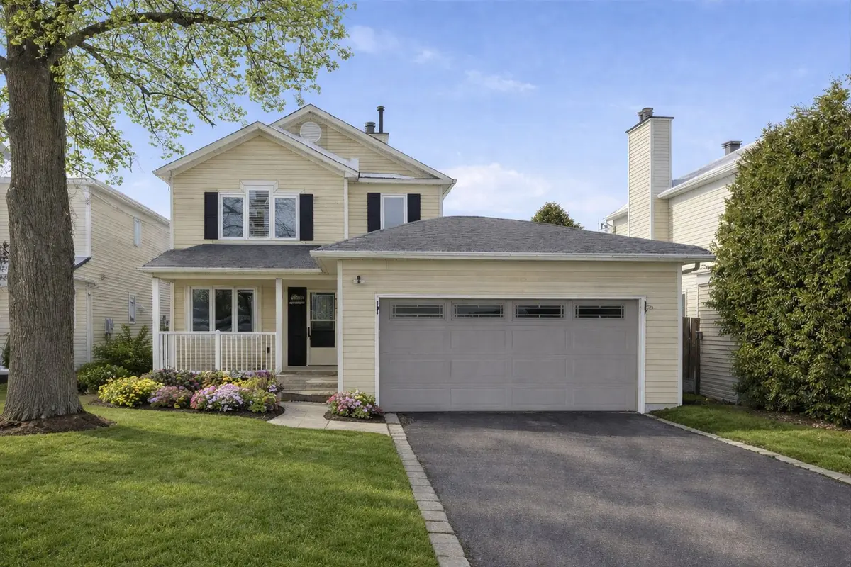 284 Mceachern CRES, Orleans - Cumberland And Area, ON K1E 3K3