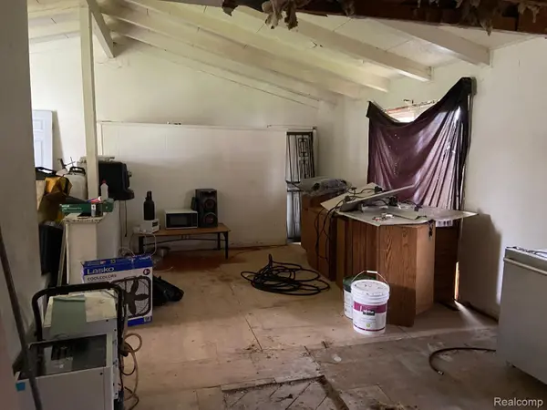 5492 Mendel Berger DR, Mt. Morris Township, MI 48505