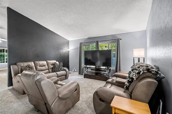 2837 Corrida Court, Grand Prairie, TX 75052