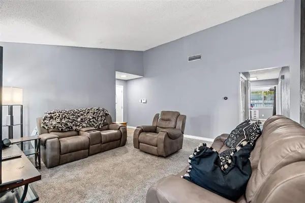 2837 Corrida Court, Grand Prairie, TX 75052