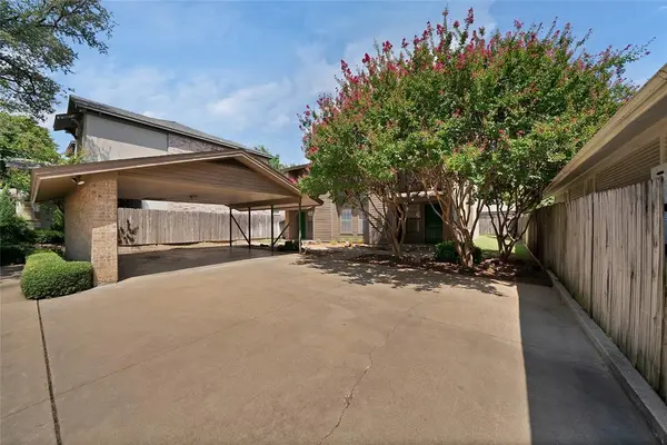 2415 Sanguinet Street, Fort Worth, TX 76107