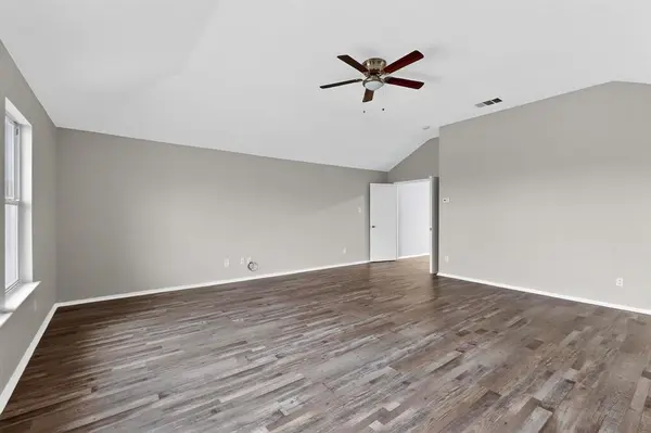 3205 Bent Oak Drive, Mesquite, TX 75181