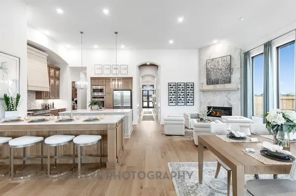 301 Short Cut Street, Northlake, TX 76247