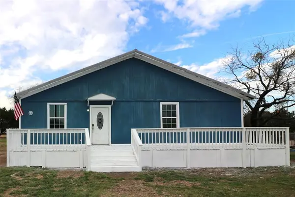 3026 Hilltop Road, Granbury, TX 76048