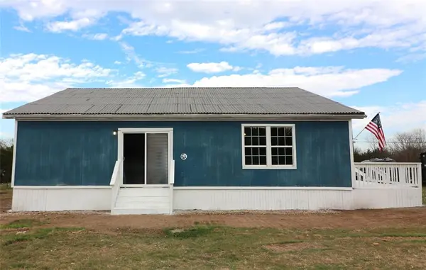 3026 Hilltop Road, Granbury, TX 76048